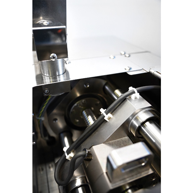 卓上型 湿式−超高圧超微粒化試験装置　Nanovater　NM2-L200-D10アップデート機 NVL-ES008A｜中古・レンタル　インターリンク