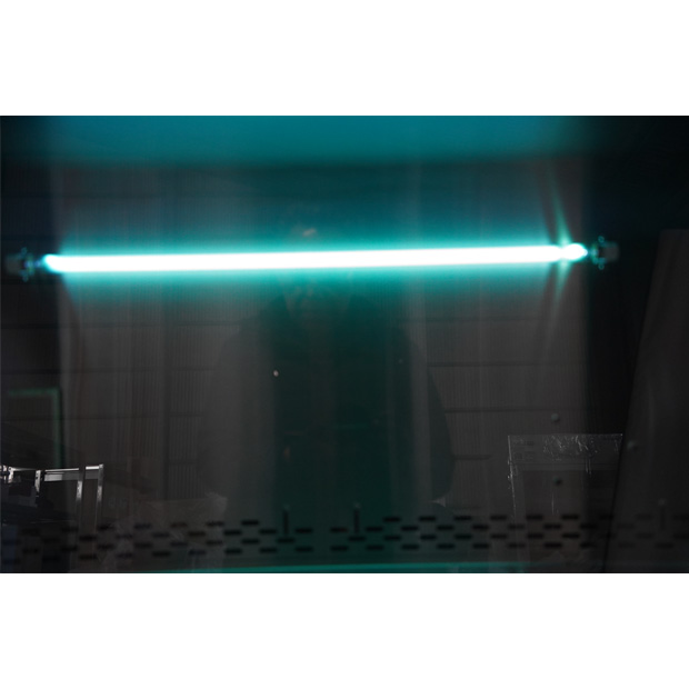 バイオハザード対策用キャビネット　MHE-S1301A2-PJ　クラスⅡタイプA2（室内排気型）｜中古・レンタル　インターリンク