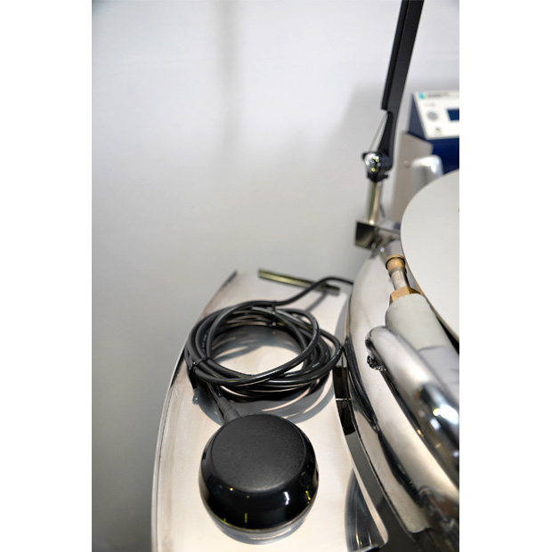 LN2自動供給機能付大型液体窒素凍結保存容器（気相保存型）　DR-250LM（A0DR250G0）｜中古・レンタル　インターリンク