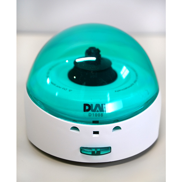 卓上小型遠心機　D1008（3-7014-21）｜中古・レンタル　インターリンク