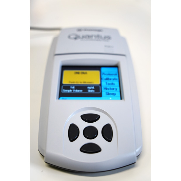 小型フルオロメーター　Quantus Fluorometer　Quantus  Fluorometer E6150｜中古・レンタル　インターリンク