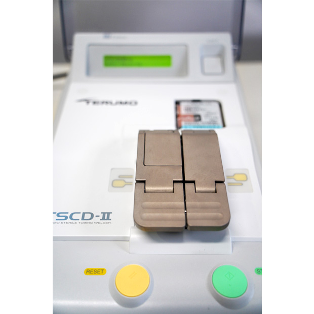 採血･輸血チューブ用加熱溶融接合装置　テルモ無菌接合装置 TSCD-Ⅱ　ME-SC203A｜中古・レンタル　インターリンク