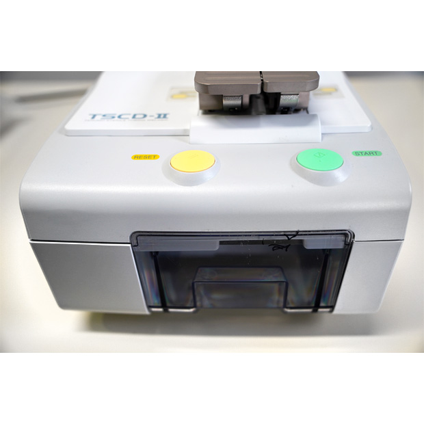 採血･輸血チューブ用加熱溶融接合装置　テルモ無菌接合装置 TSCD-Ⅱ　ME-SC203A｜中古・レンタル　インターリンク