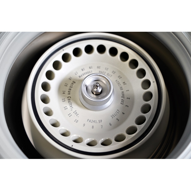 小型微量高速冷却遠心機　Mictofuge20R（B30144）｜中古・レンタル　インターリンク
