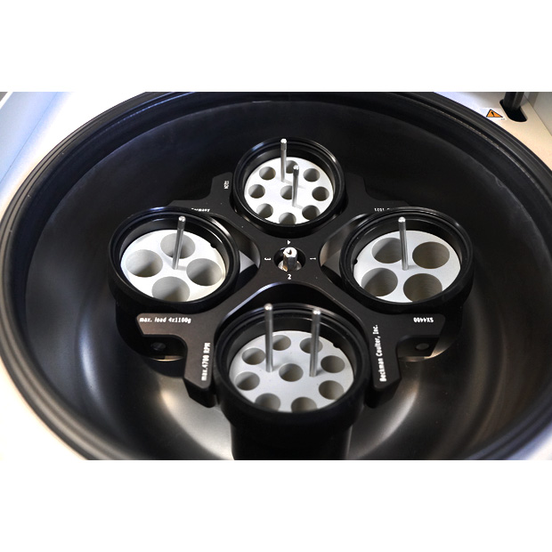 コンパクト多機能遠心機・卓上型高速冷却遠心機　Allegra X-30R（A99473）｜中古・レンタル　インターリンク