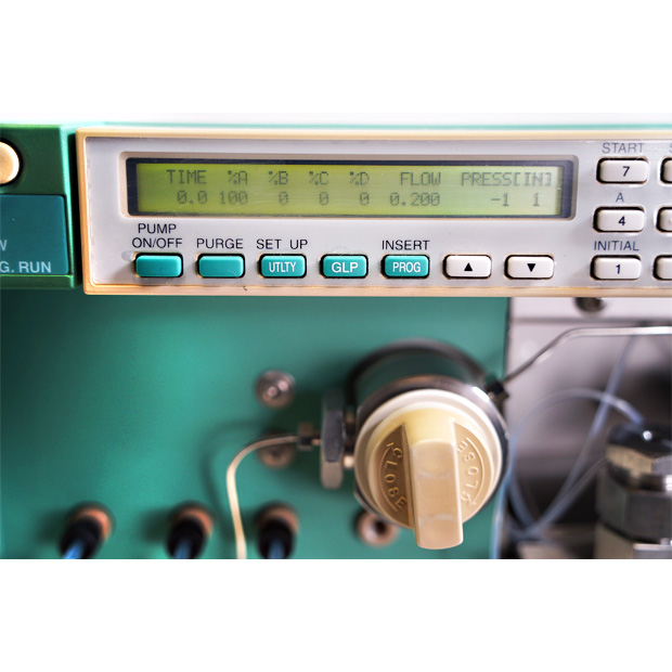 Lachrom ELITE　高速液体クロマトグラフ　送液ポンプ　L-2130（890-0100）｜中古・レンタル　インターリンク